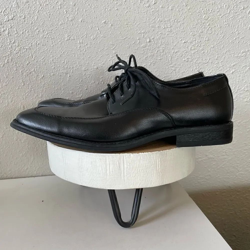 Apt. 9 Black Dress Shoes Size 10.5 EUC